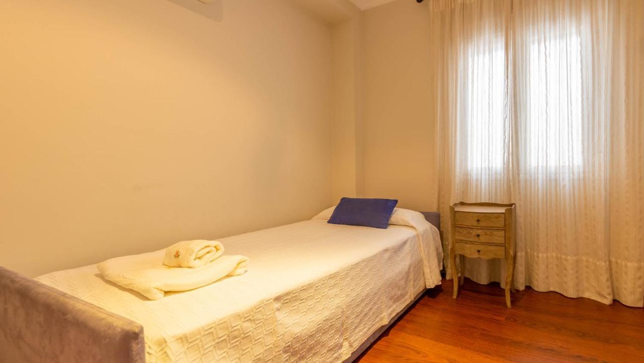 סביליה Apartamento Arenal - 3 Habitaciones מראה חיצוני תמונה